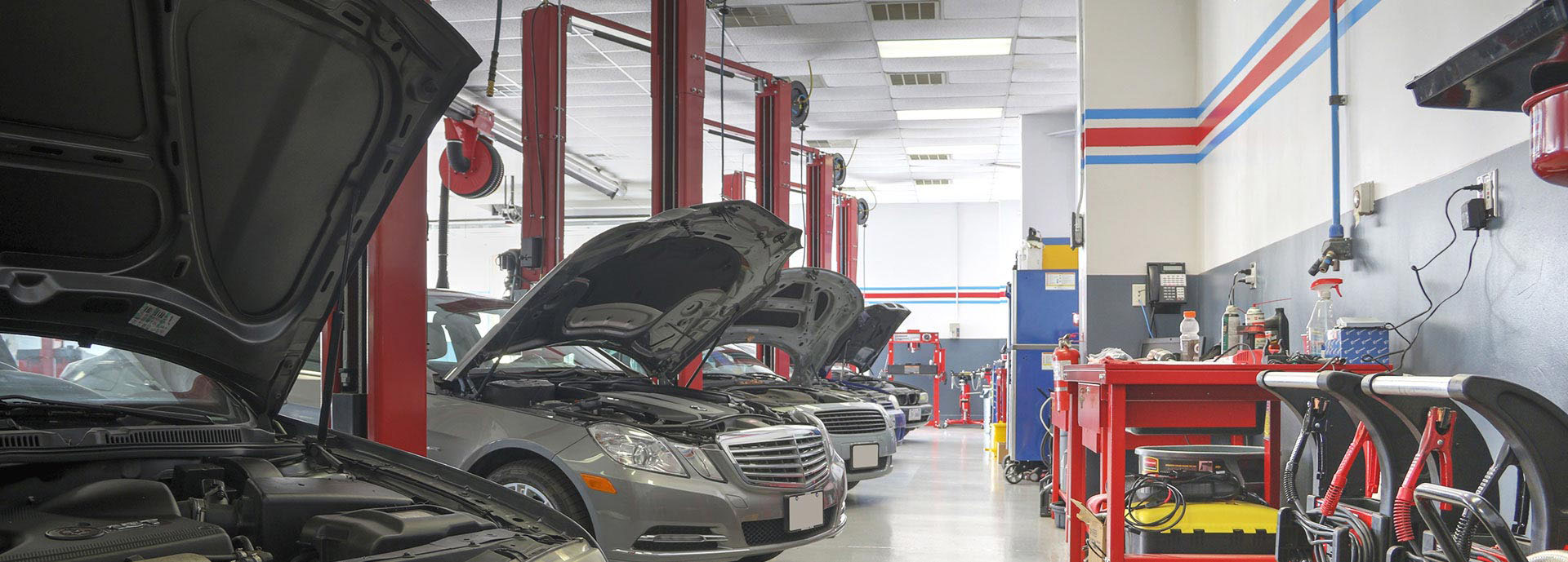 Inside Our Garage | International Auto Specialist